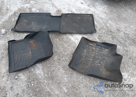 2012 Chevrolet Equinox 1Lt z USA, uszkodzony, nr VIN 2GNFLEEK1C6387492